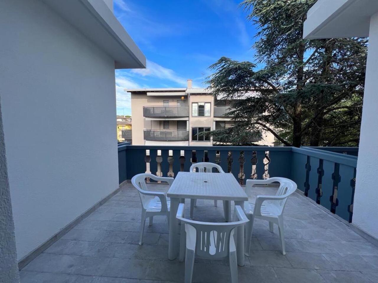 Condominio Ivelca Lignano Sabbiadoro Extérieur photo